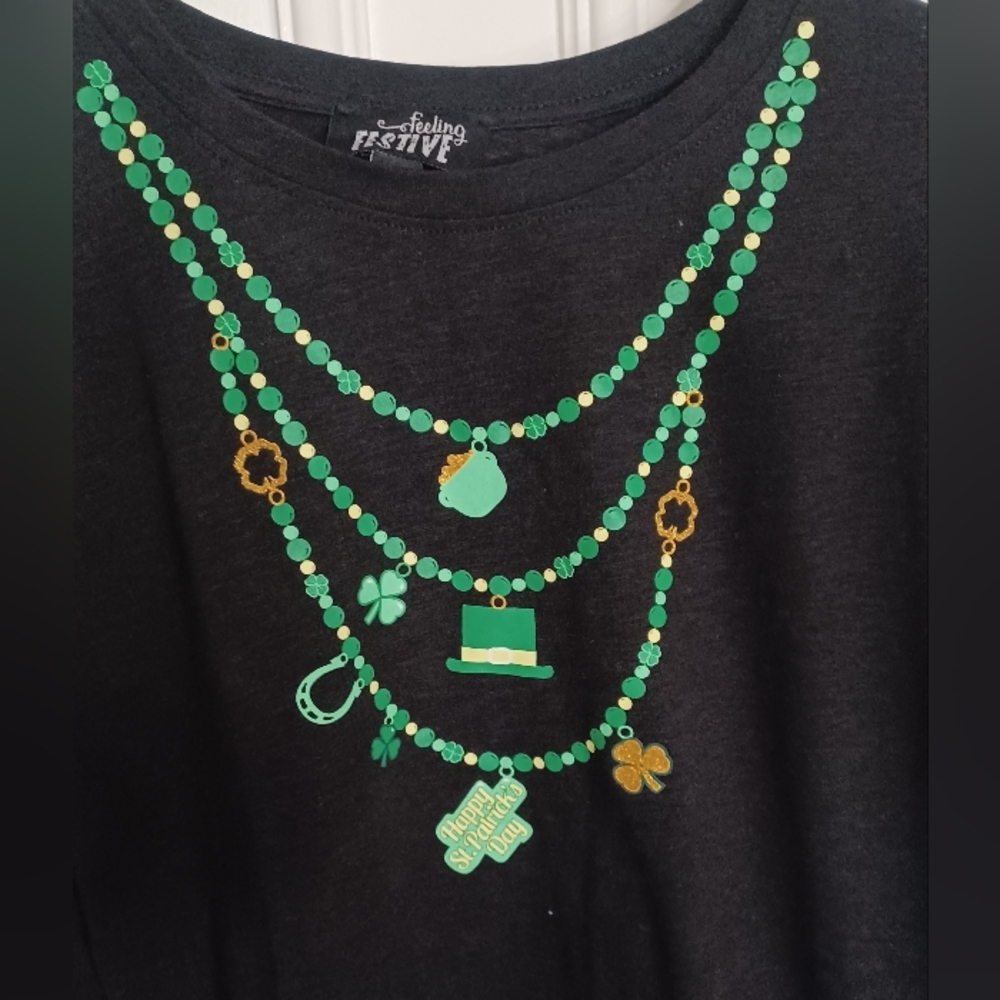 Women's St.Patrick's Day T-Shirt Black Green March Size XLarge